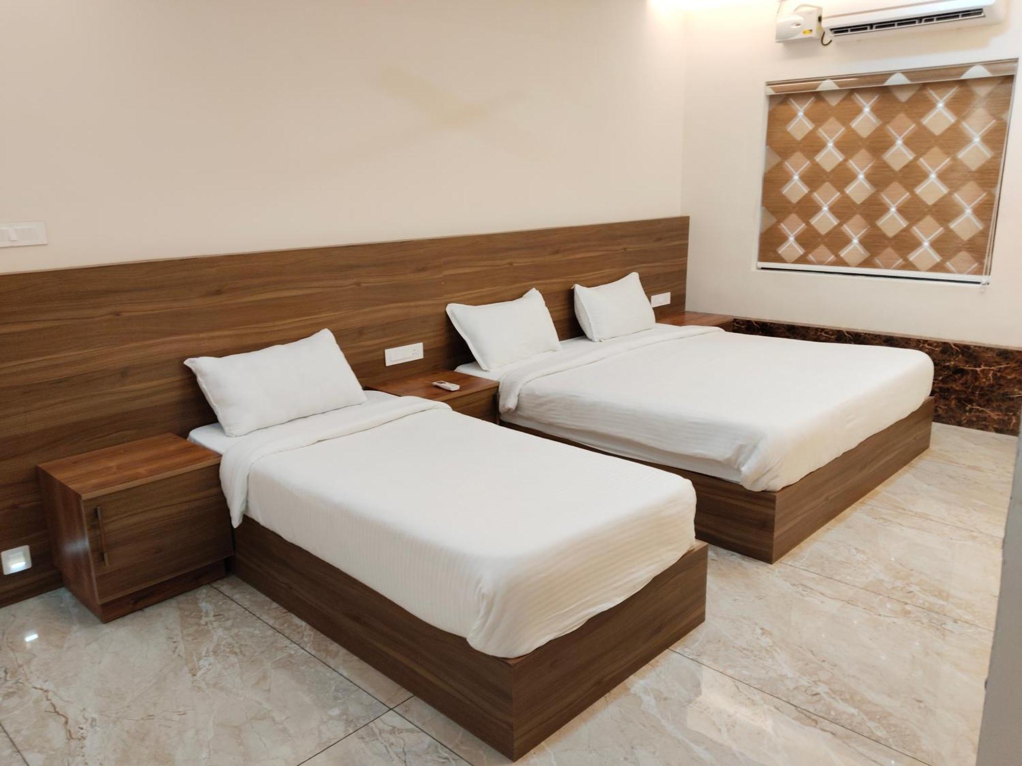 Krishnakripa Premium Residency Hotel Kochi Екстериор снимка
