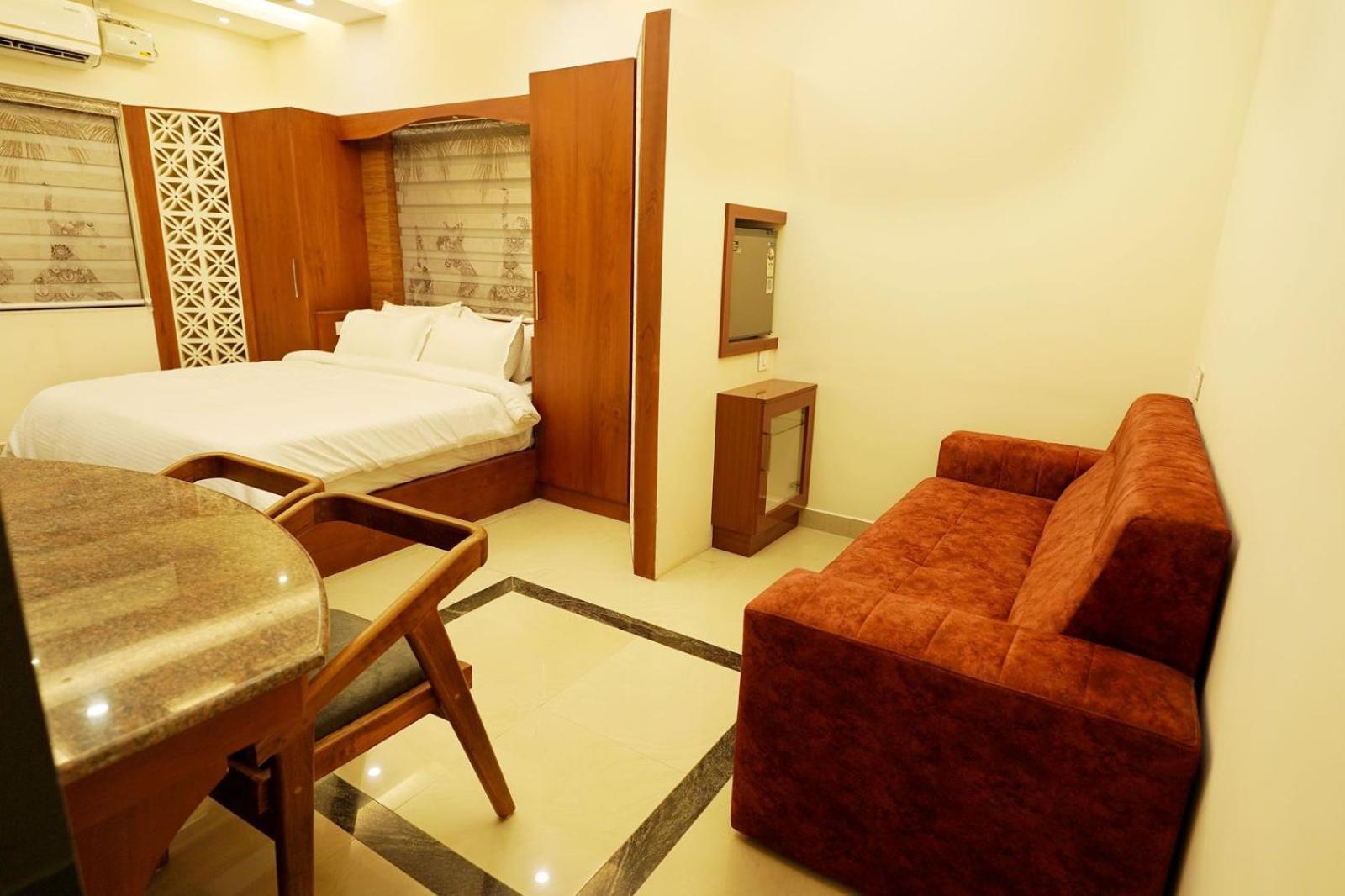 Krishnakripa Premium Residency Hotel Kochi Екстериор снимка